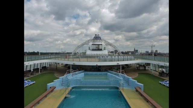 MV Columbus ship tour