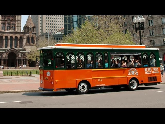BOSTON – Old Town Trolley – hop on hop off buses