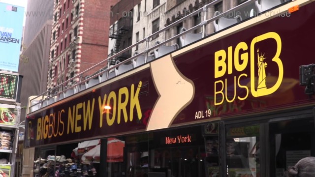 New York. Big Bus Red Route, the easy way to see Downtown New York