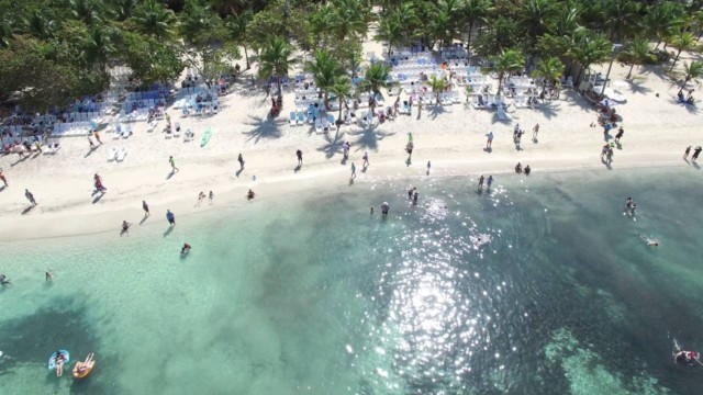 Roatan, one of three islands off the mainland – drone film